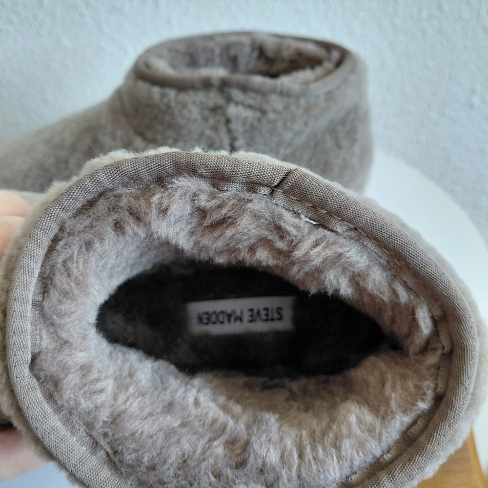 NWOB Steve Madden Cabin Taup Real Fur Upper Faux Fur Lining Booties - Picture 5 of 15